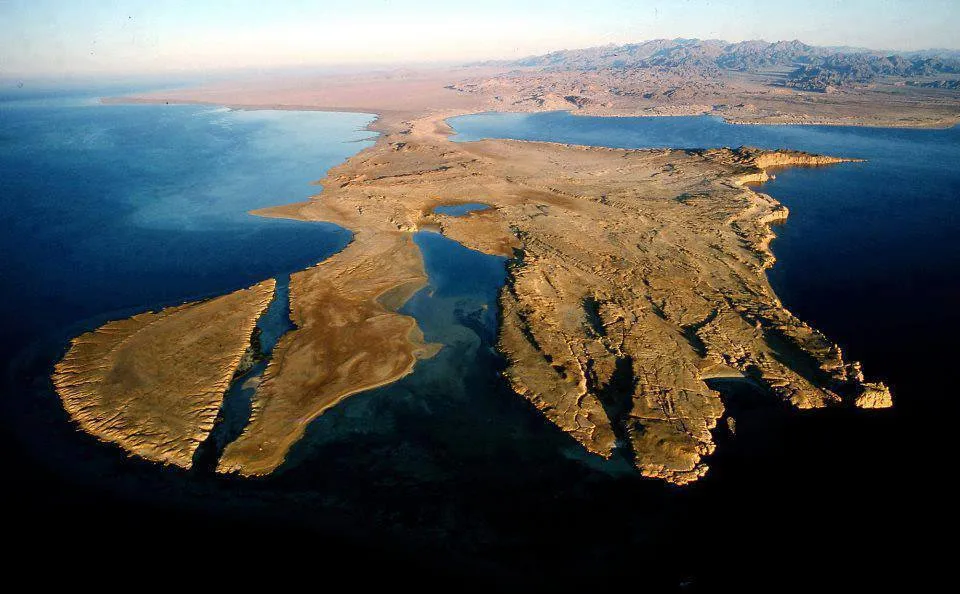 Ras Mohamed Tour by Bus from Sharm El Sheikh